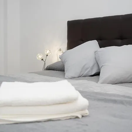 Apartment Ateneo *